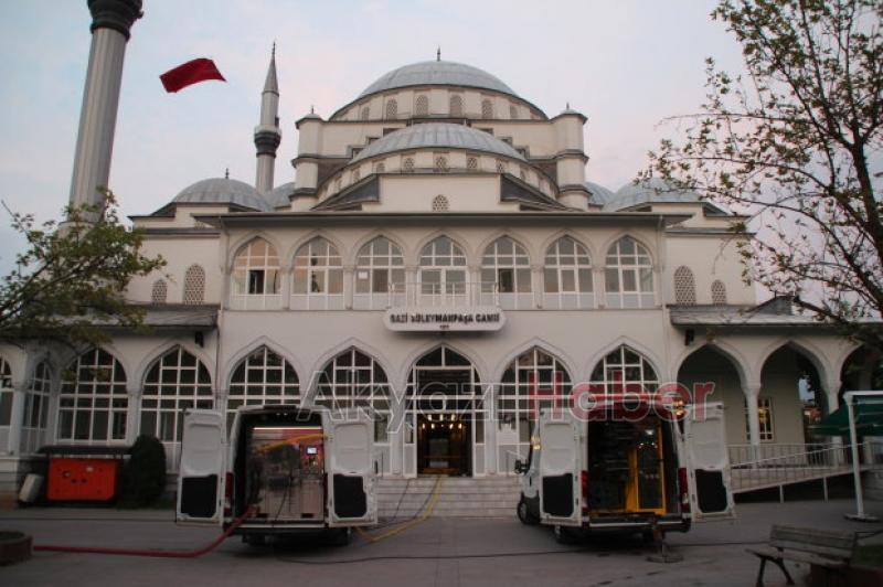 Akyazı Gazi Süleymanpaşa Camii İç Dış Temizlendi