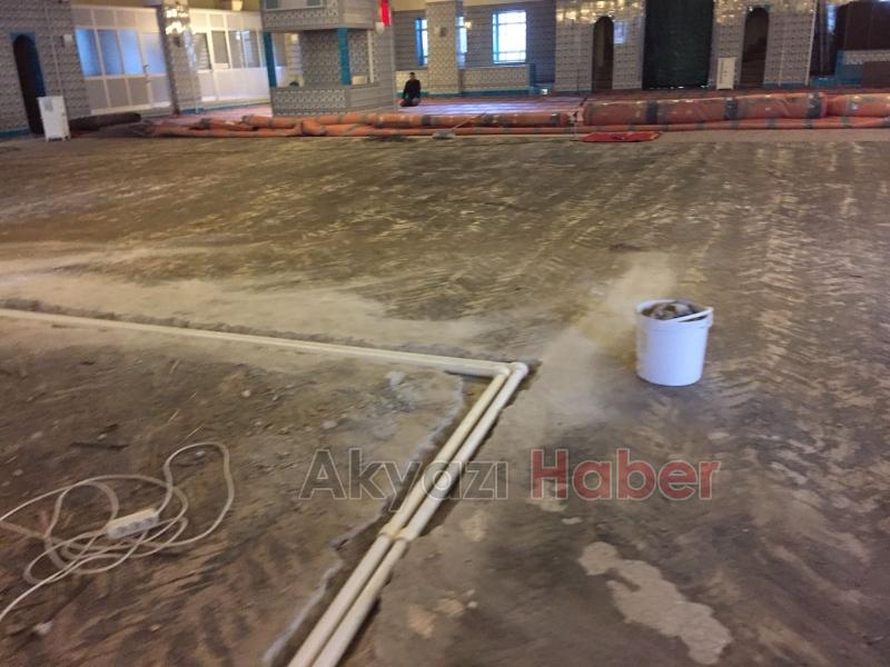 Akyazı Gazi Süleymapaşa Camii’nde Tadilat Çalışması