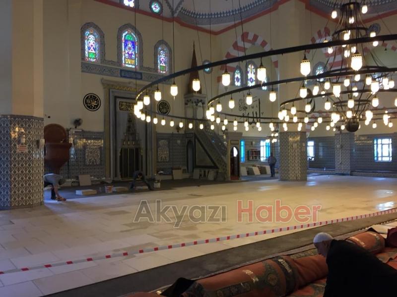 Akyazı Gazi Süleymapaşa Camii’nde Tadilat Çalışması