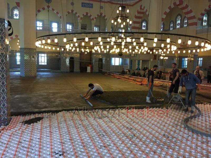 Akyazı Gazi Süleymapaşa Camii’nde Tadilat Çalışması
