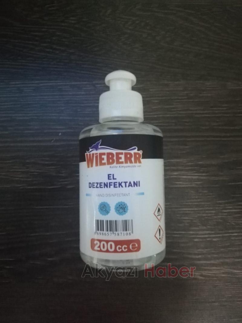 Akyazı Gençlik Derneğinden berber ve kuaför esnafına destek