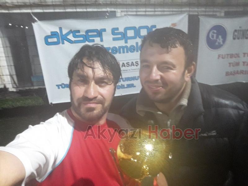 Akyazı Gençlik Spor Şampiyon Oldu