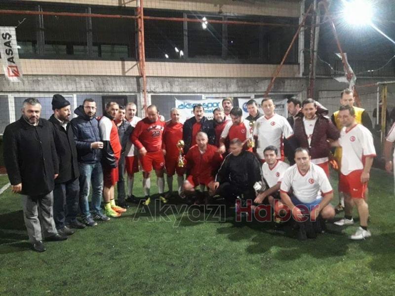 Akyazı Gençlik Spor Şampiyon Oldu