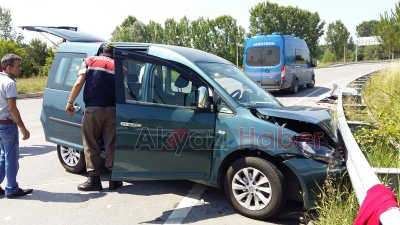 TEM Otoyolu Akyazı Gişelerinde Trafik Kazası