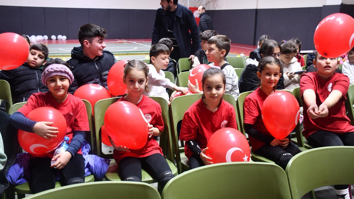 Akyazı GSB’de Kış Kulübü Coşkusu Doruğa Ulaştı!