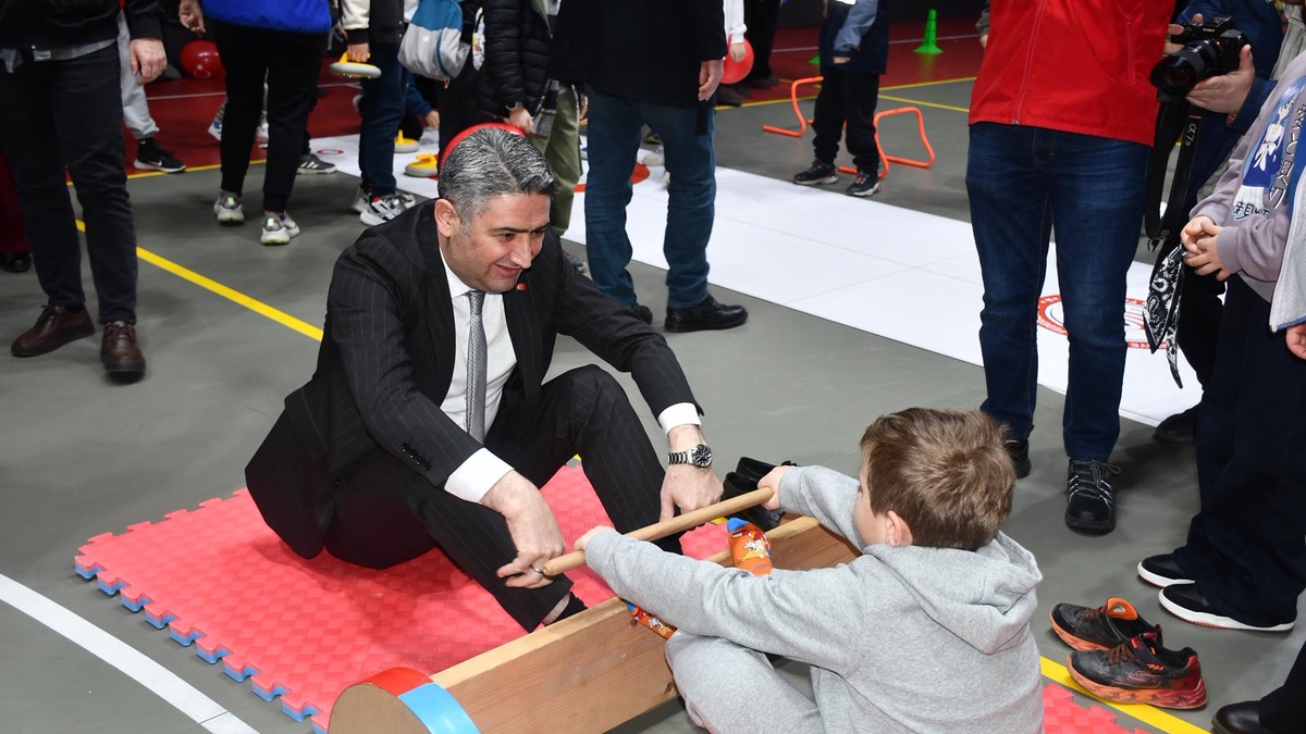 Akyazı GSB’de Kış Kulübü Coşkusu Doruğa Ulaştı!