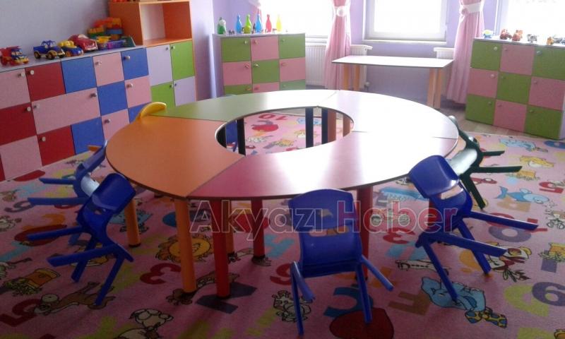 AKYAZI GÜNEŞ ÇOCUK EVİNDE ÖĞRENCİ KAYITLARI BAŞLADI