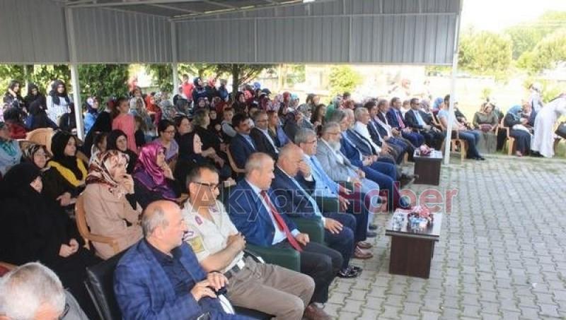 Akyazı Halk Eğitim Merkezi nden Muhteşem Yıl Sonu Sergisi 