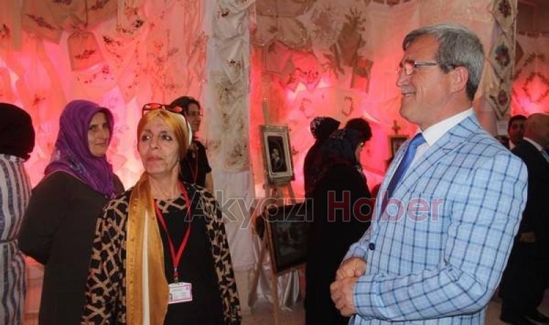 Akyazı Halk Eğitim Merkezi nden Muhteşem Yıl Sonu Sergisi 