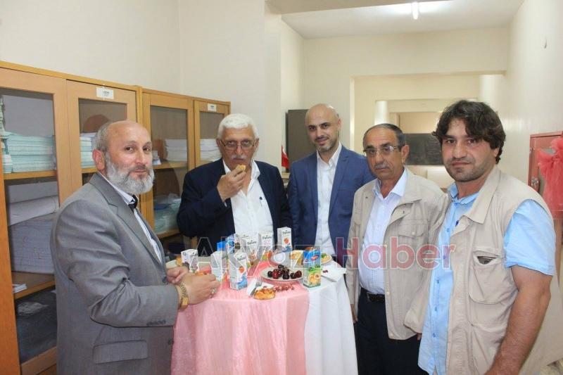 Akyazı Halk Eğitim Merkezi Yıl Sonu Sergisi Açıldı