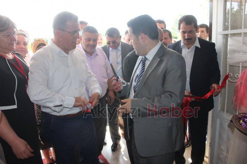 Akyazı Halk Eğitim Merkezi Yıl Sonu Sergisi Açıldı