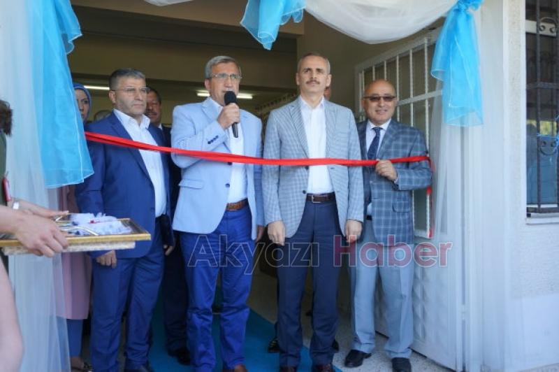 Akyazı Halk Eğitim Merkezi’nden Yıl Sonu Sergisi