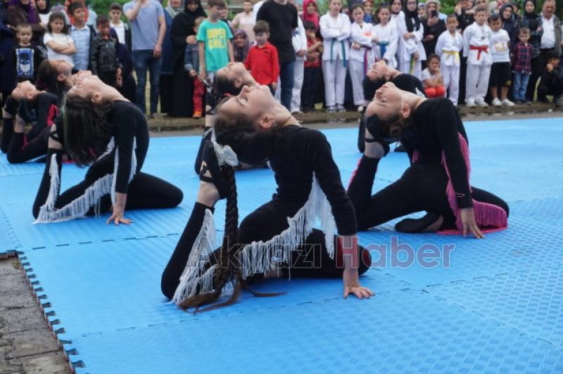 Akyazı Halk Eğitim Müdürlüğünde yıl sonu sergisi yapıldı