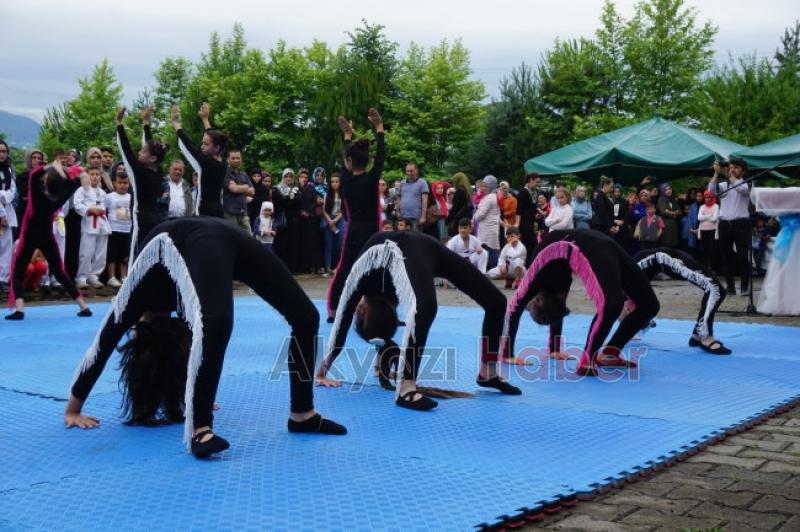 Akyazı Halk Eğitim Müdürlüğünde yıl sonu sergisi yapıldı