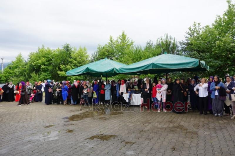 Akyazı Halk Eğitim Müdürlüğünde yıl sonu sergisi yapıldı