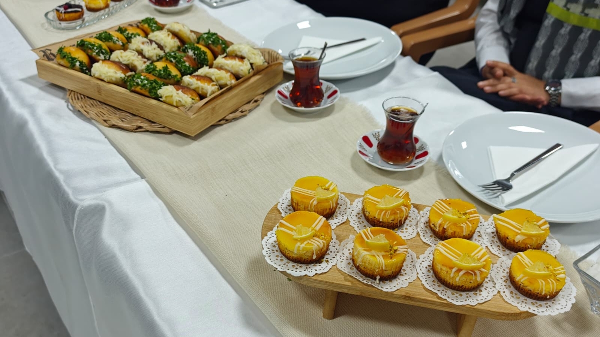 Akyazı Halk Eğitimi Merkezi İdaresi basınla buluştu