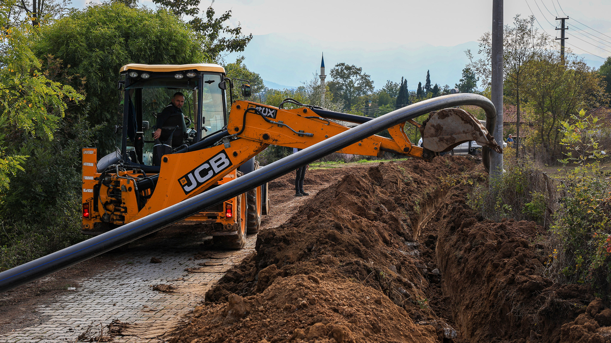 Akyazı, Hendek ve Sapanca'da içme suyu hatları yenileniyor