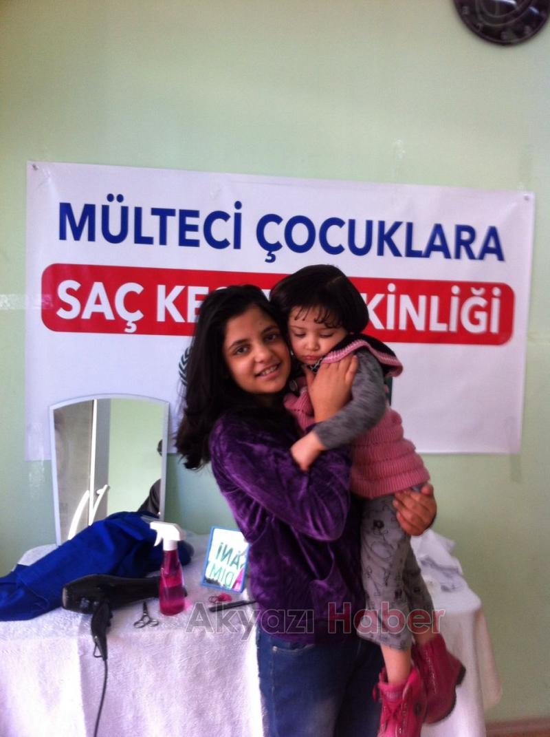 Akyazı İHH dan Mültecilere Yardımlarını Eksik Etmiyor