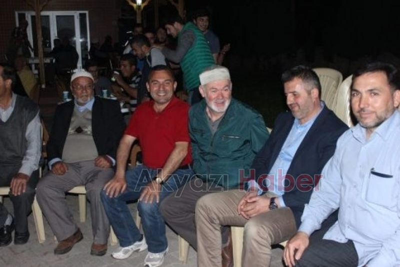 Akyazı İHH Suriyeli İki Gencin Evliliğine Öncülük Etti