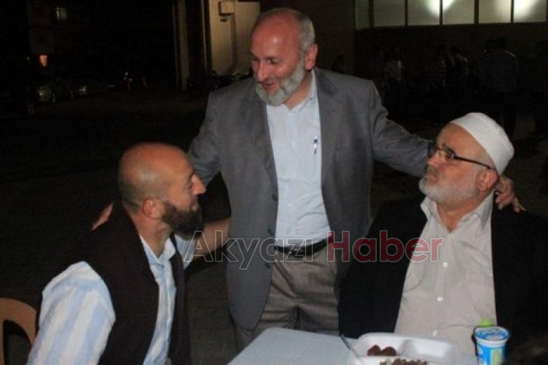 Akyazı İHH Suriyeli İki Gencin Evliliğine Öncülük Etti