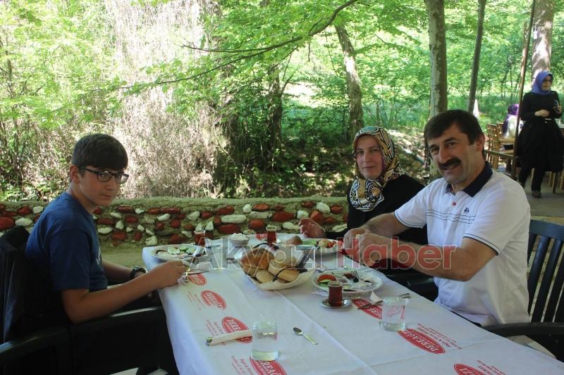 Akyazı İHH Yetimler ile Buluştu