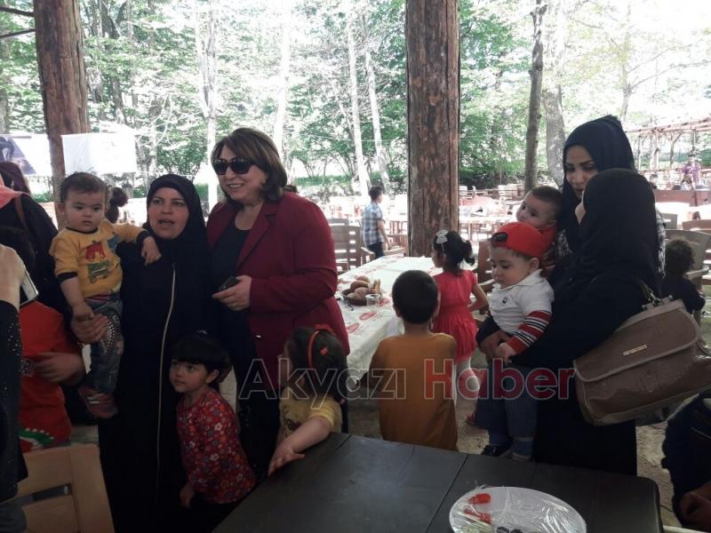Akyazı İHH Yetimler ile Buluştu