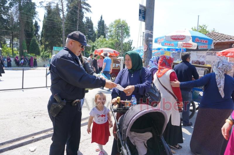 Akyazı İlçe Emniyet Müdürlüğü Ekiplerinden Silahlı Sevince Hayır Etkinliği