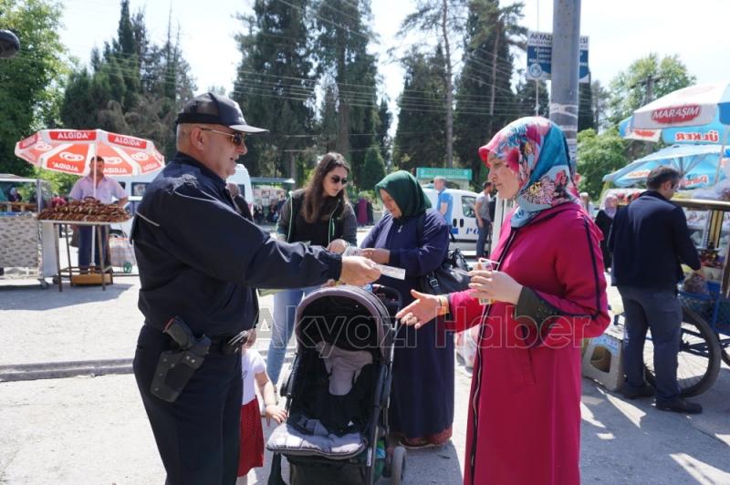 Akyazı İlçe Emniyet Müdürlüğü Ekiplerinden Silahlı Sevince Hayır Etkinliği