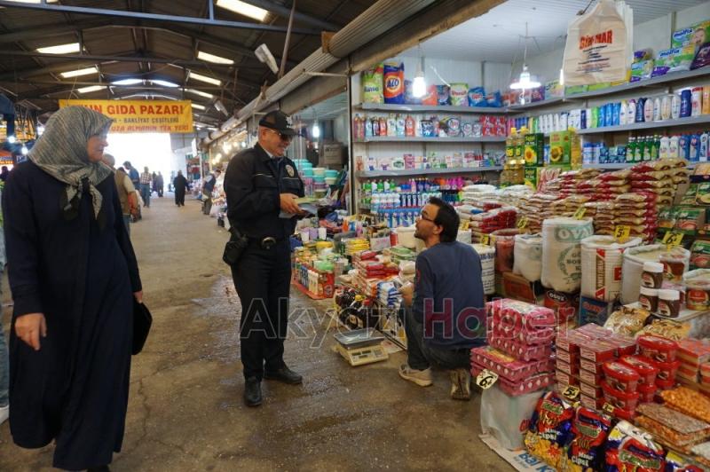 Akyazı İlçe Emniyet Müdürlüğü Ekiplerinden Silahlı Sevince Hayır Etkinliği