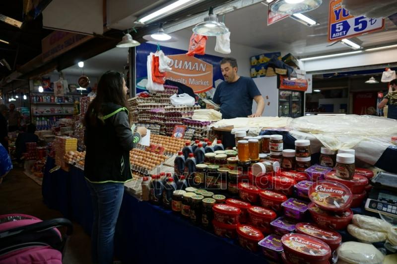 Akyazı İlçe Emniyet Müdürlüğü Ekiplerinden Silahlı Sevince Hayır Etkinliği