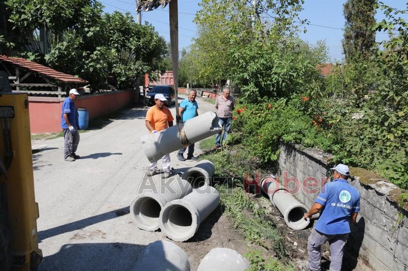 AKYAZI İLÇE GENELİNDE YAĞMUR SUYU HATTI ÇALIŞMALARI