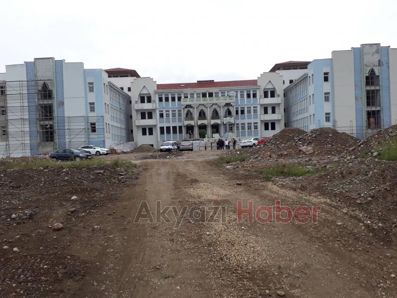 Akyazı İmam Hatip Orta Okulunu Yerinde İncelediler