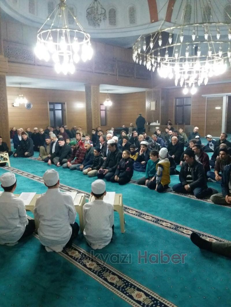 Akyazı İmam Hatip Ortaokulu aileler camide buluşuyor temalı uygulamalarına devam ediyor