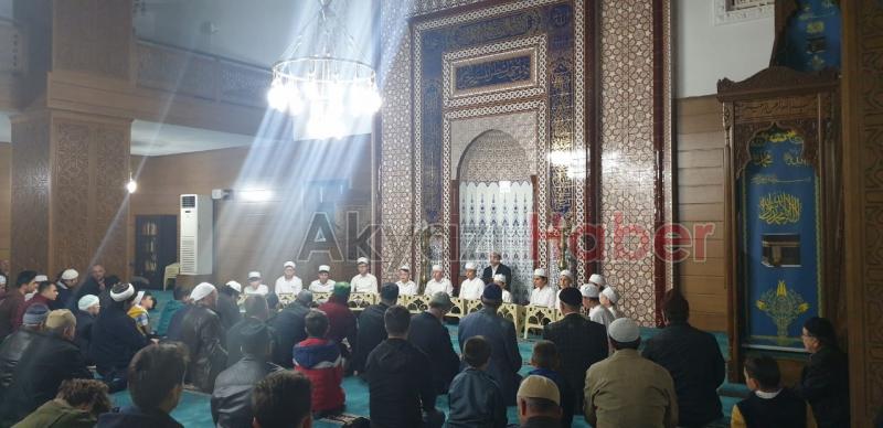 Akyazı İmam Hatip Ortaokulu aileler camide buluşuyor temalı uygulamalarına devam ediyor