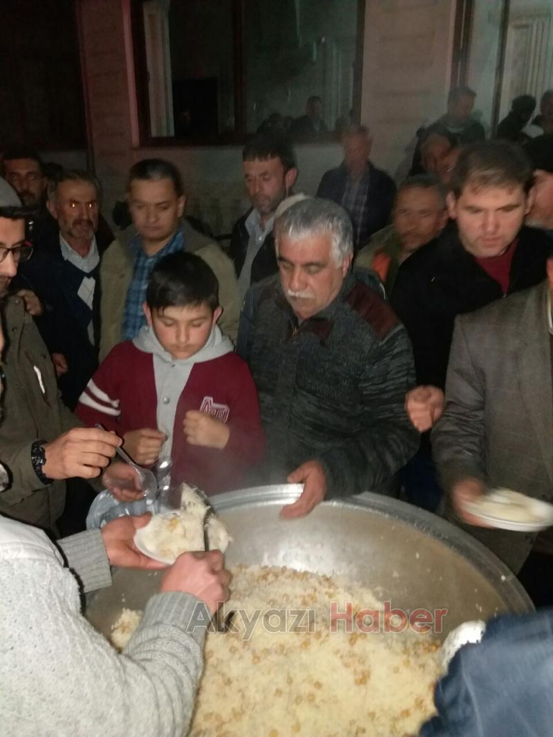 Akyazı İmam Hatip Ortaokulu aileler camide buluşuyor temalı uygulamalarına devam ediyor