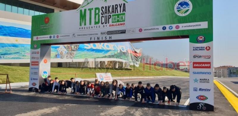 Akyazı İmam Hatip Ortaokulu Alternatif Kültür Etkinliklerinde Sınır Tanımıyor