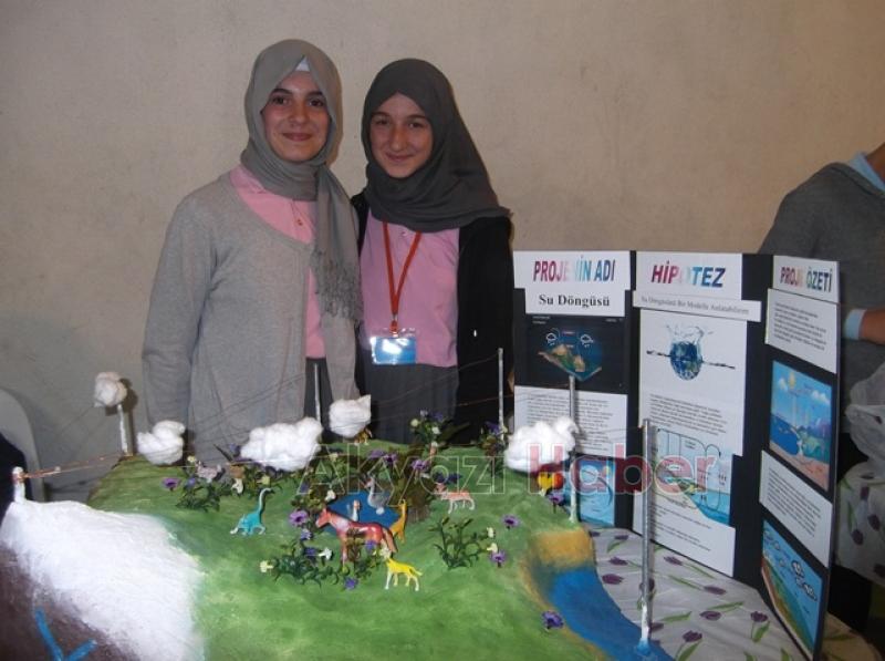 Akyazı İmam Hatip Ortaokulu TÜBİTAK Bilim Fuarının İkincisini Düzenledi