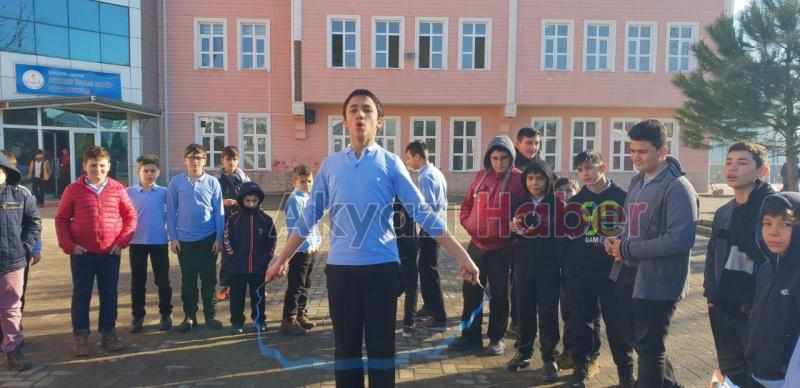 AKYAZI İMAM HATİP ORTAOKULUNDA KARNE GÜNÜ 
