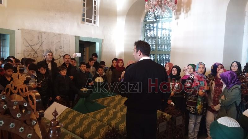  Akyazı İmam Hatip Ortaokulundan TÜYAP Gezisi