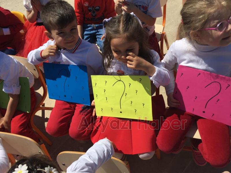 Akyazı İnönü Anaokulu ndan Muhteşem 23 Nisan Gösterisi