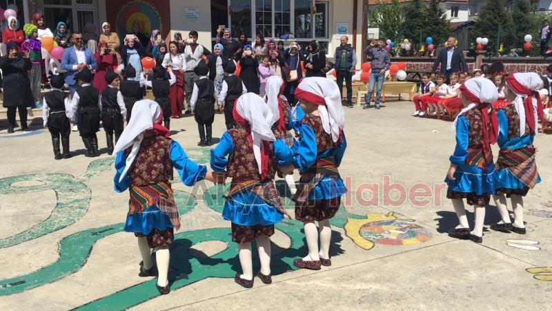Akyazı İnönü Anaokulu ndan Muhteşem 23 Nisan Gösterisi