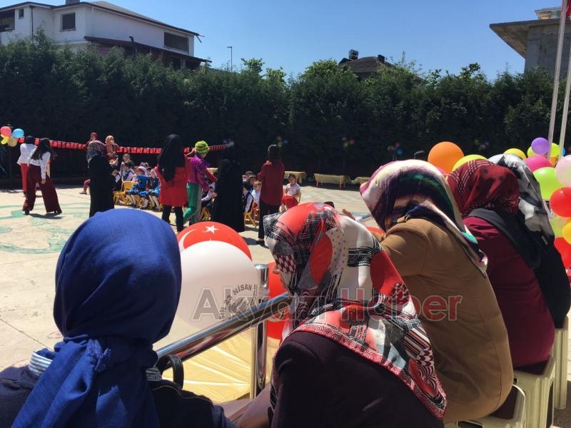 Akyazı İnönü Anaokulu ndan Muhteşem 23 Nisan Gösterisi