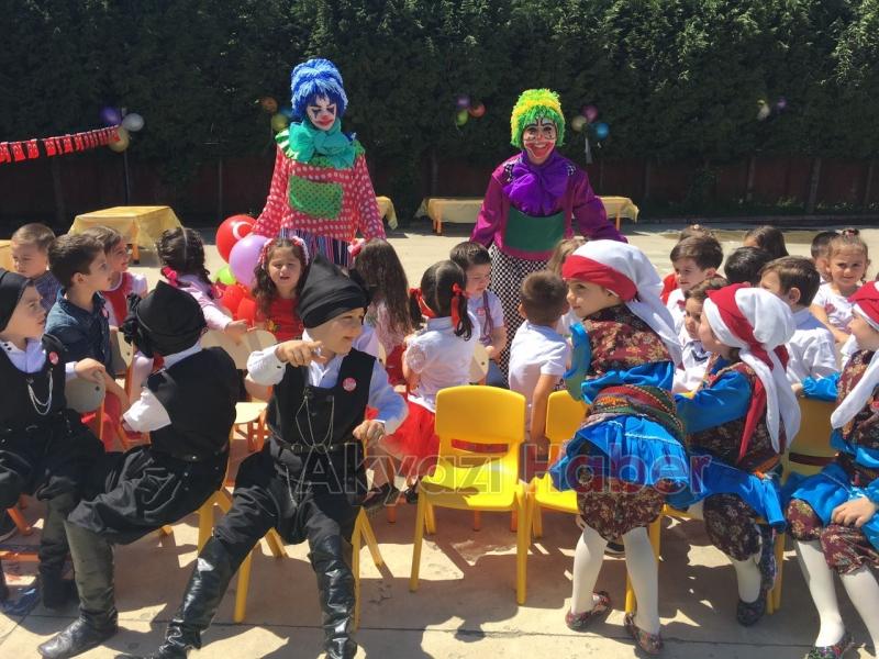 Akyazı İnönü Anaokulu ndan Muhteşem 23 Nisan Gösterisi