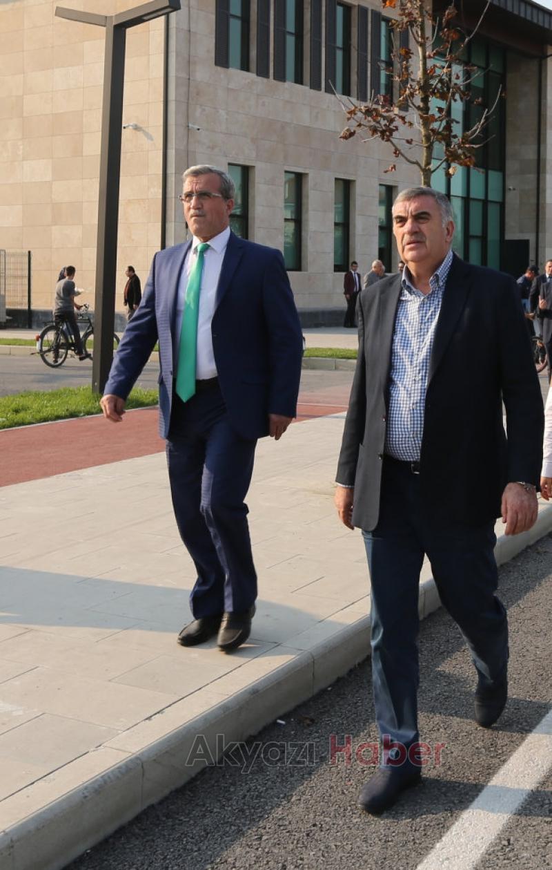 Akyazı İtfaiye Teşkilatına Kavuşuyor