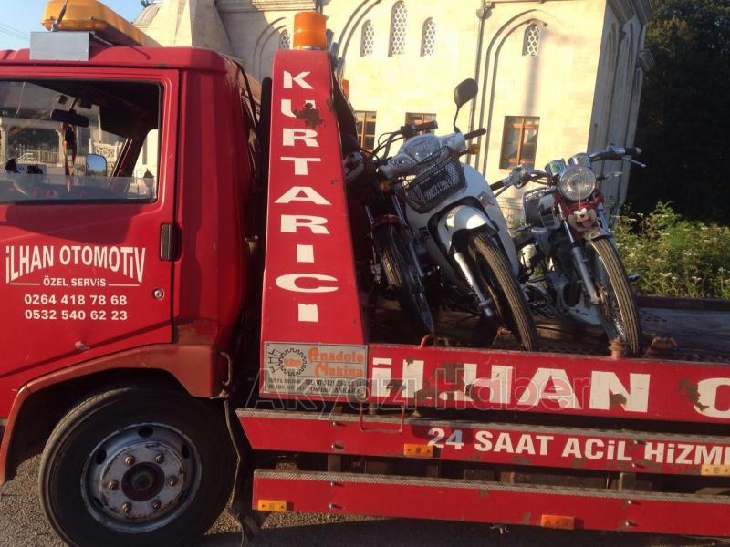 Akyazı Jandarma Ekipleri Plakasız ve Çevreye Rahatsızlık Veren Motosikletleri Topladı