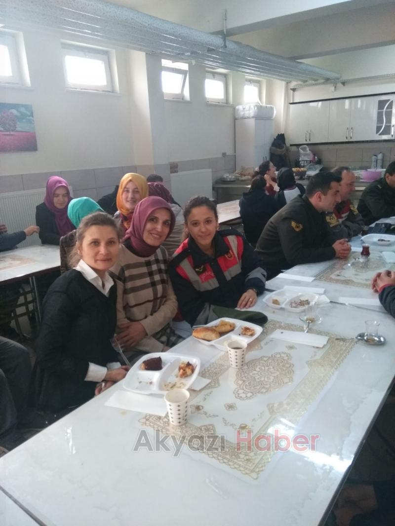 Akyazı Jandarma’dan Anlamlı Ziyaret
