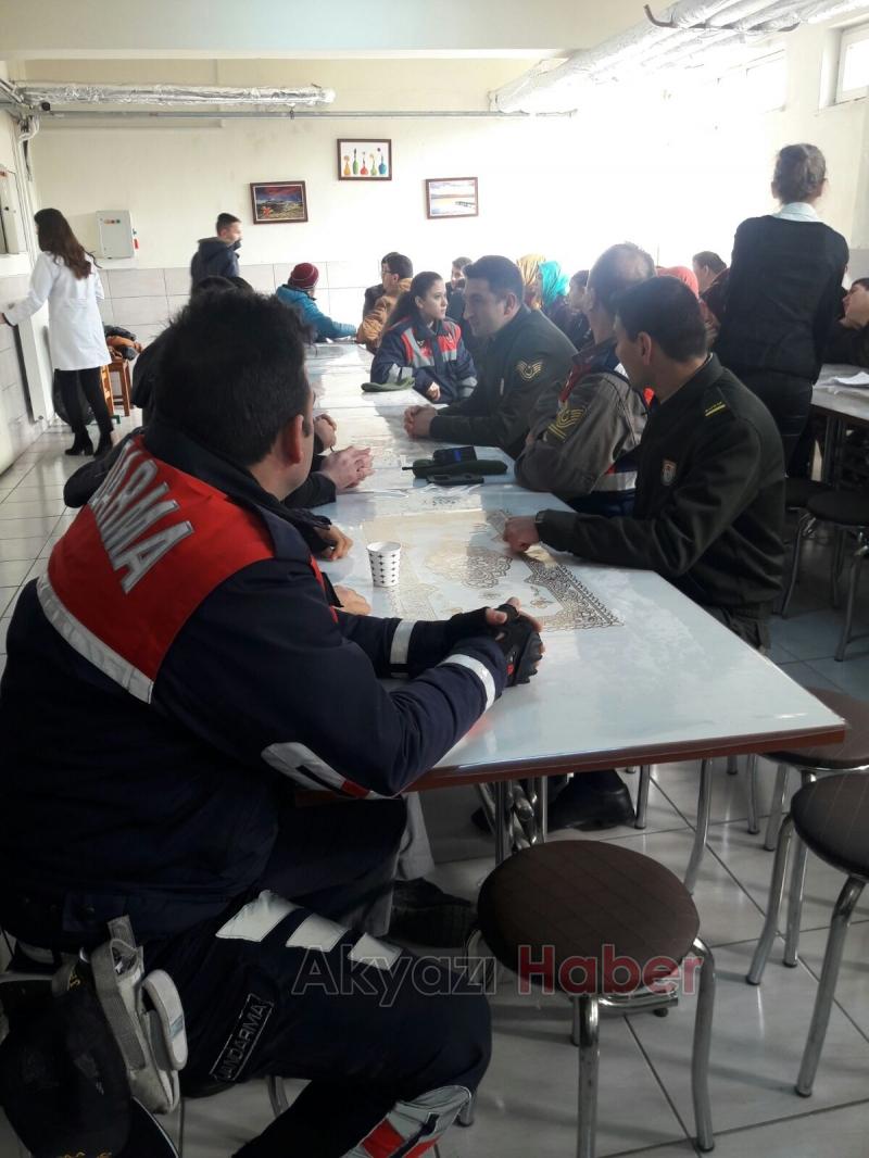 Akyazı Jandarma’dan Anlamlı Ziyaret