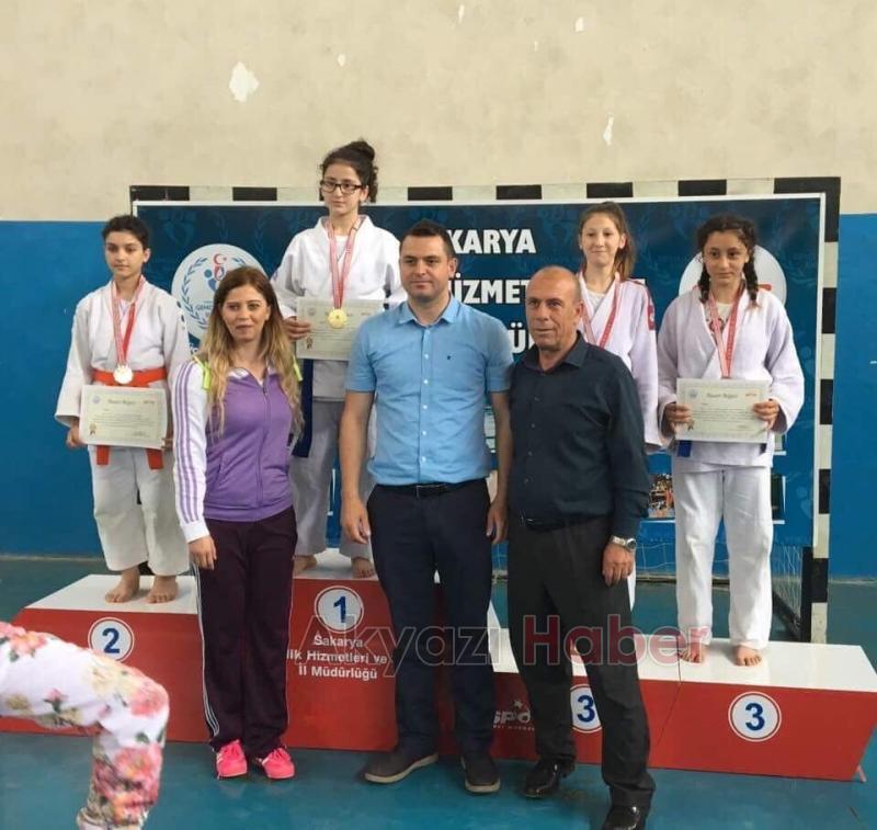 Akyazı Judocular Şampiyon Oldu