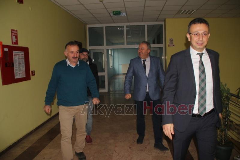 Akyazı Kaymakamı  Yakup  Güney Akyazı MYO nu Ziyaret Etti