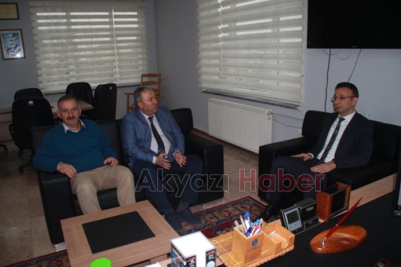 Akyazı Kaymakamı  Yakup  Güney Akyazı MYO nu Ziyaret Etti